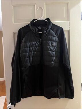 New Balance Black Men's Quilted Front Lightweight Jacket